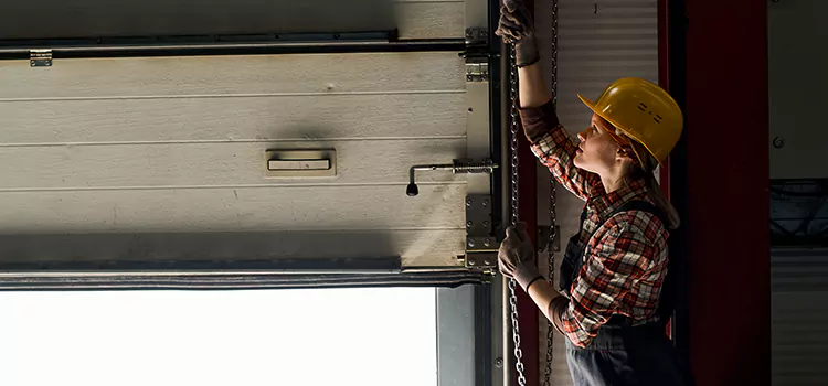 Addressing Common Garage Door Stoppage Issues in North Charleston, SC